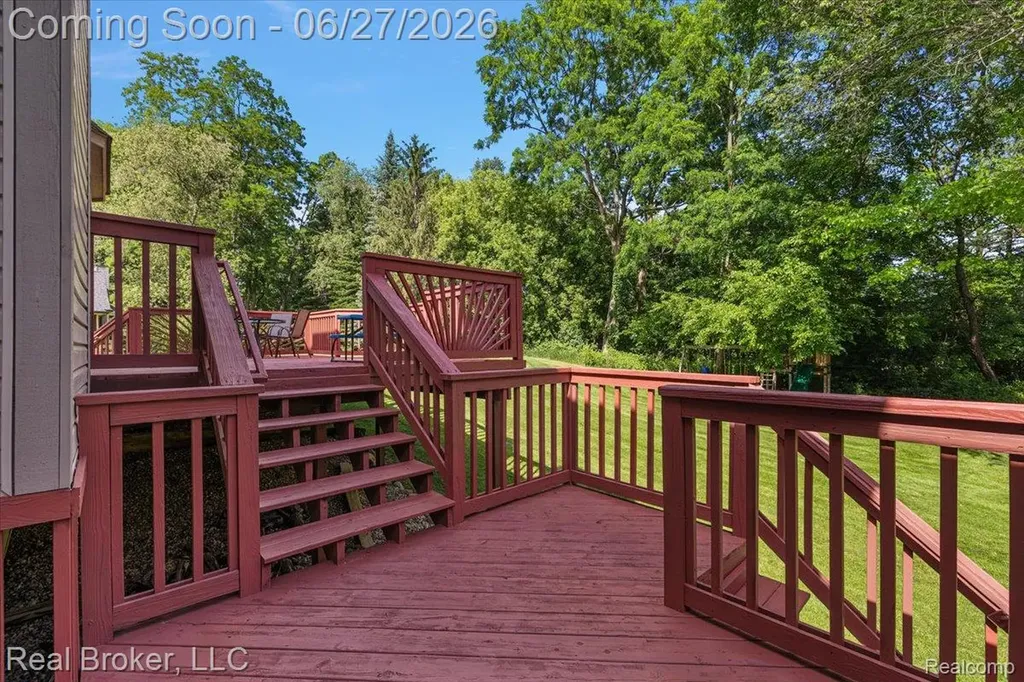 6180 Chad Court Hamburg Township MI 48116