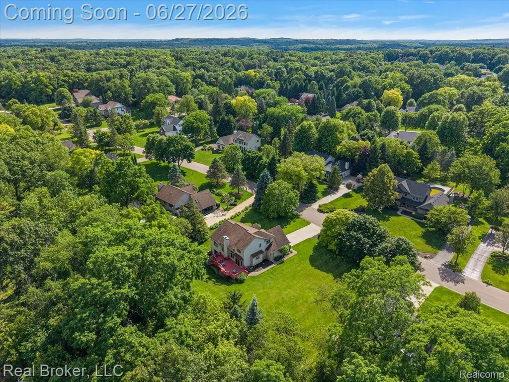6180 Chad Court Hamburg Township MI 48116