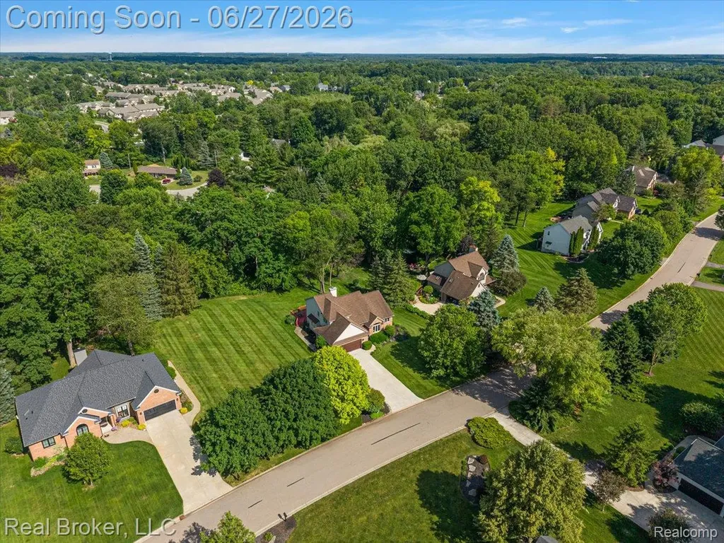 6180 Chad Court Hamburg Township MI 48116