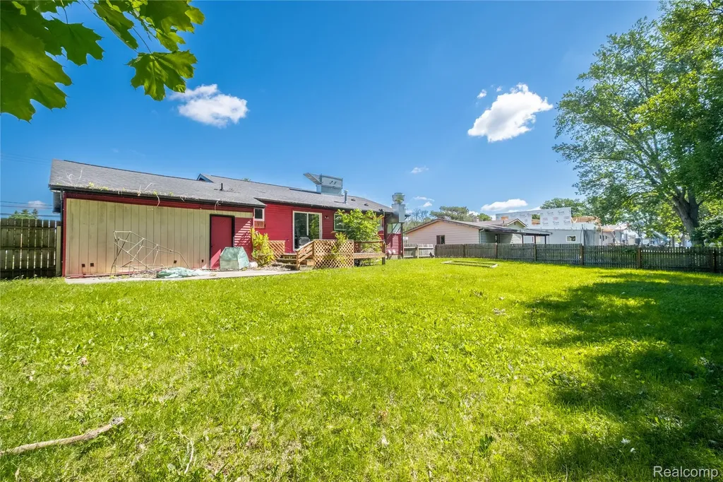 1444 E Pierson Road Flushing City MI 48433