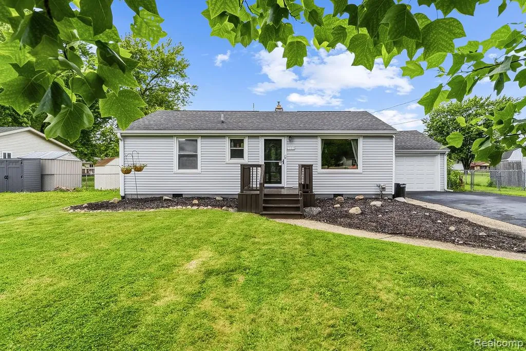 7101 Alger Drive Davison Township MI 48423