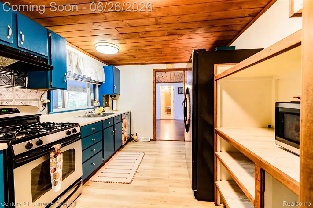 3270 Woods Road Hayes Township MI 48625