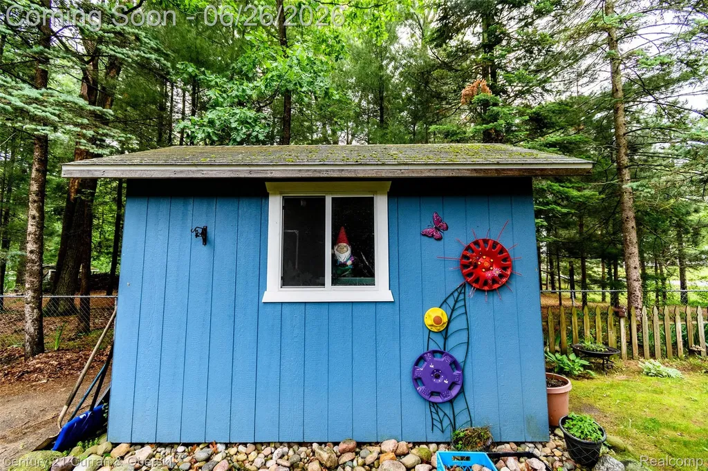 3270 Woods Road Hayes Township MI 48625
