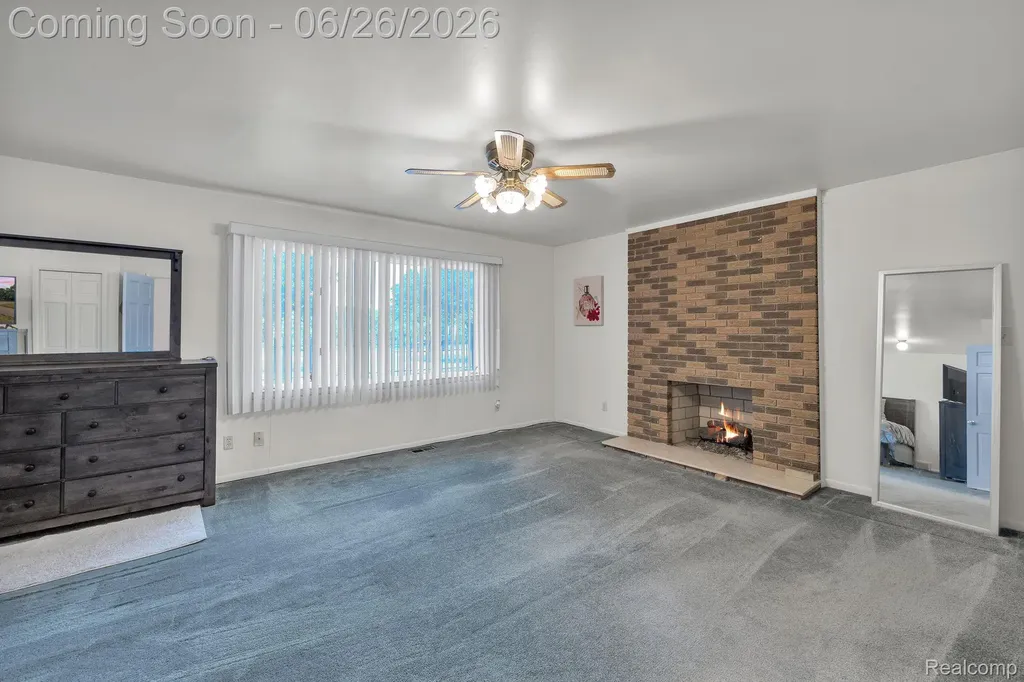 21362 Lahser Road Southfield City MI 48033
