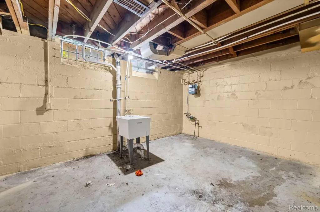 10270 Beaconsfield Street Detroit City MI 48224