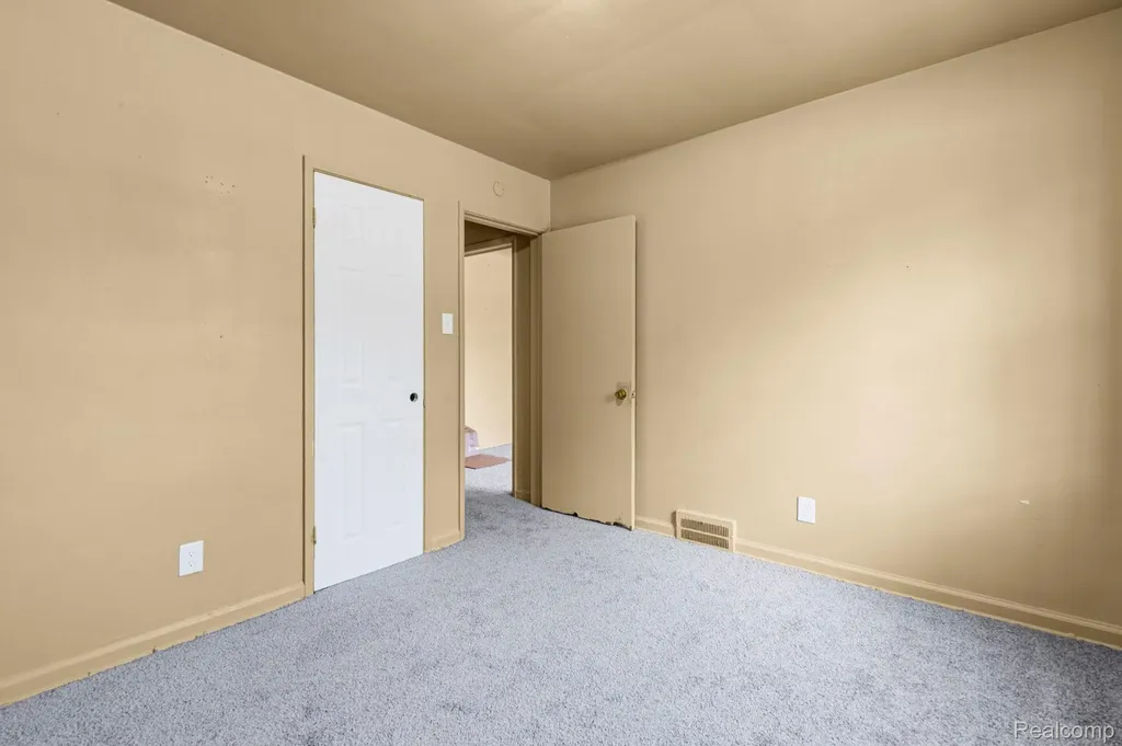 10270 Beaconsfield Street Detroit City MI 48224
