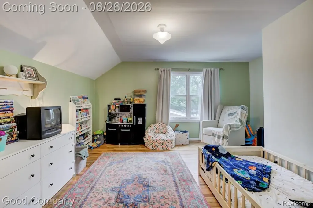1526 W 12 Mile Road Royal Oak City MI 48073