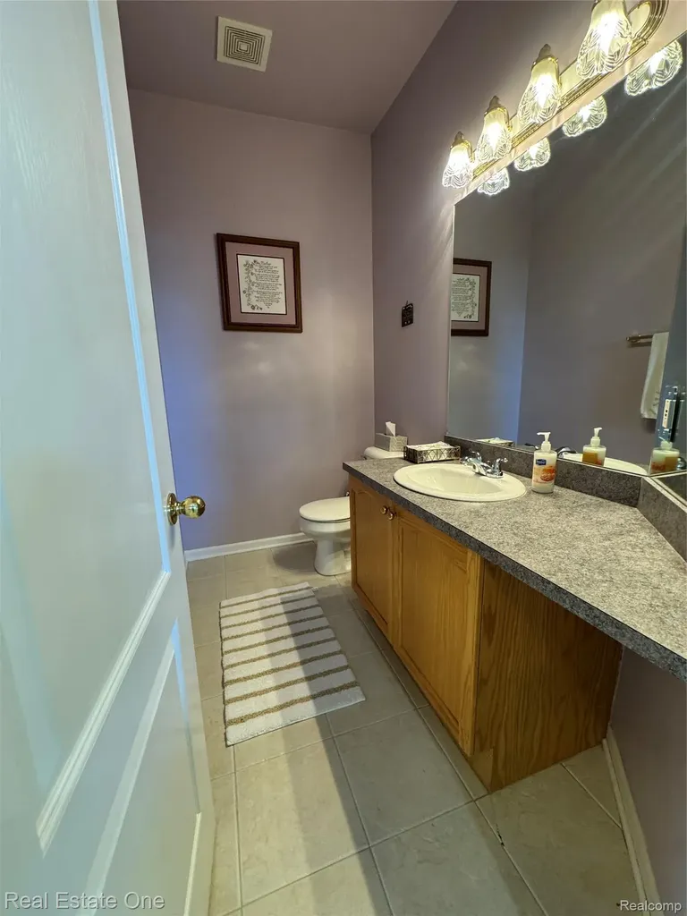 1668 S Shore Drive Rochester Hills City MI 48307