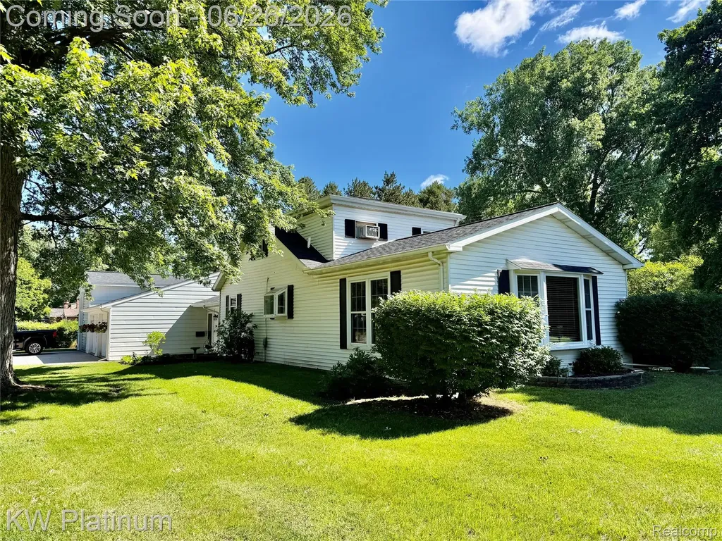 2930 W Water Street Port Huron City MI 48060