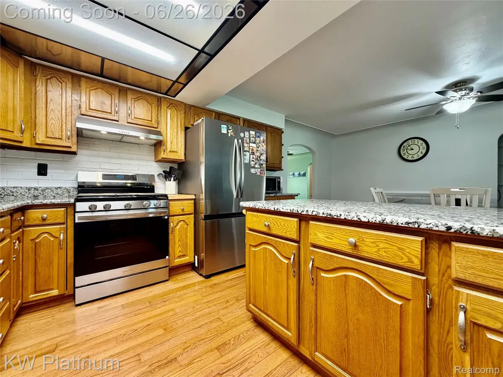 2930 W Water Street Port Huron City MI 48060