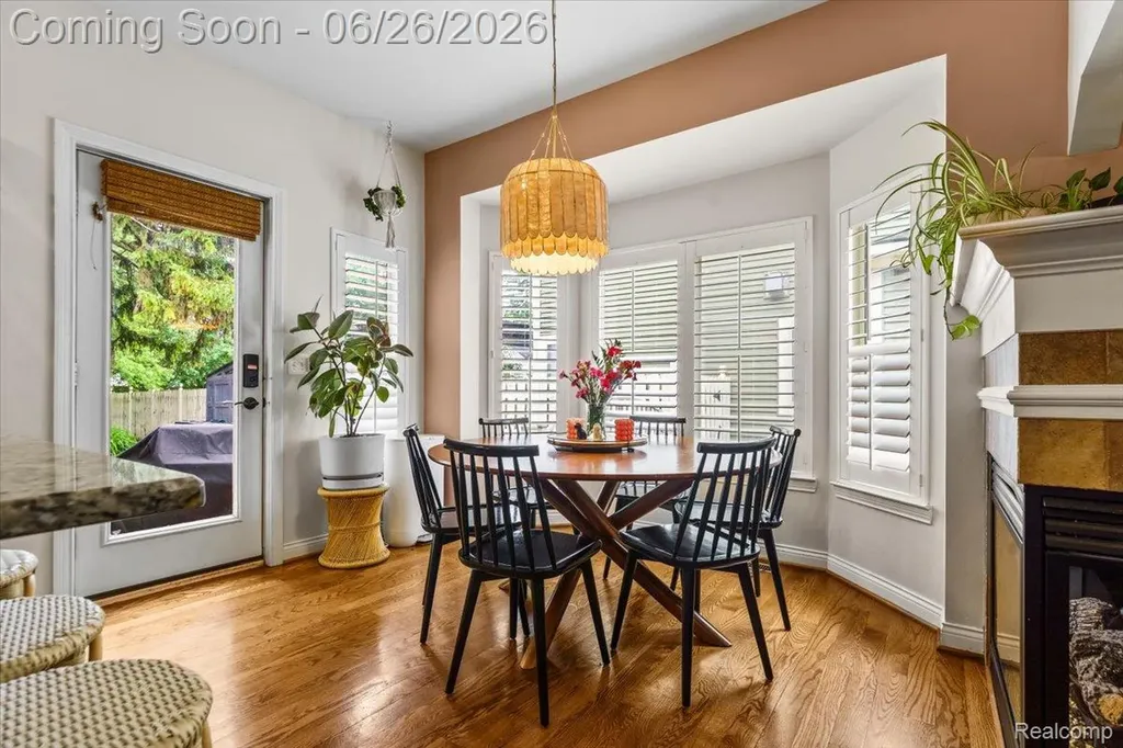 124 Woodside Road Royal Oak City MI 48073