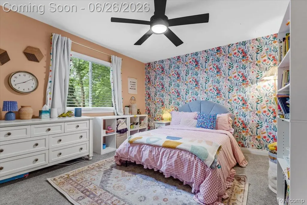 124 Woodside Road Royal Oak City MI 48073
