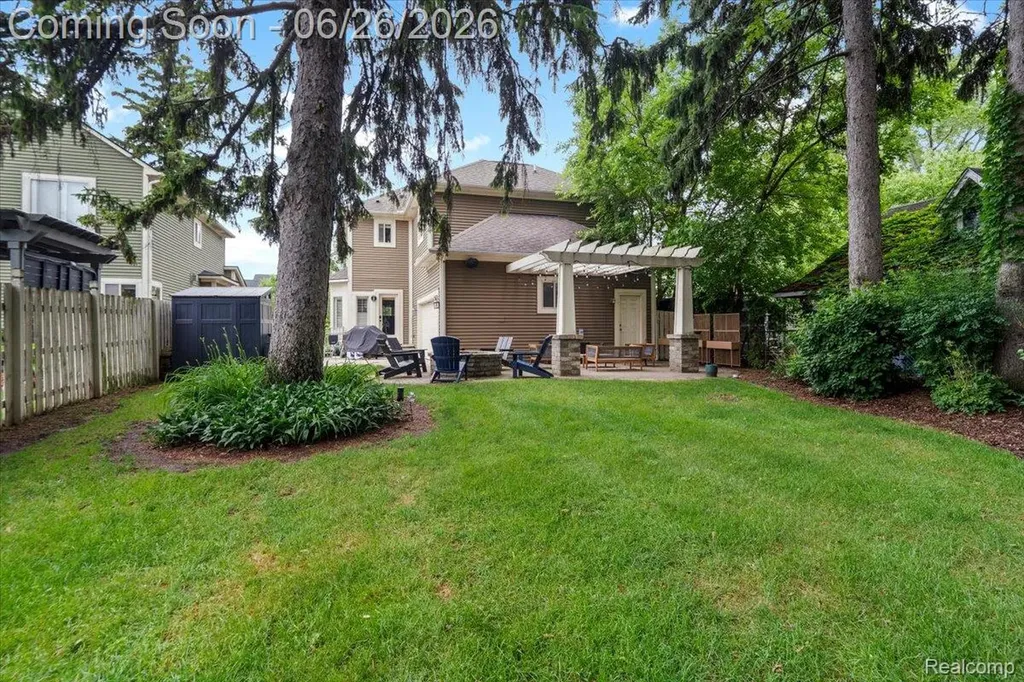 124 Woodside Road Royal Oak City MI 48073