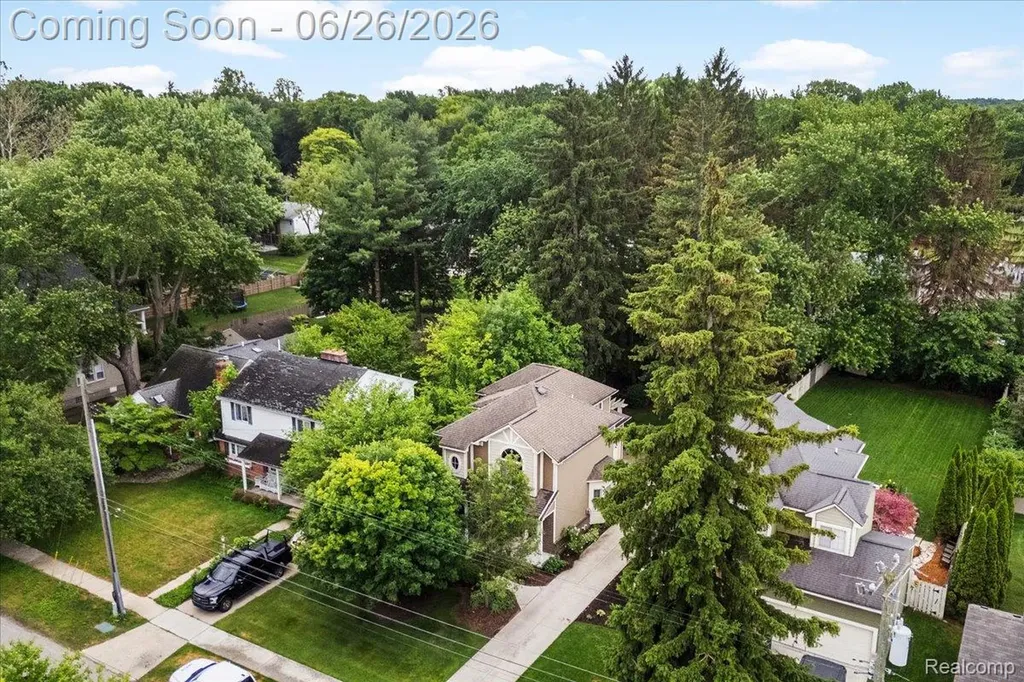 124 Woodside Road Royal Oak City MI 48073