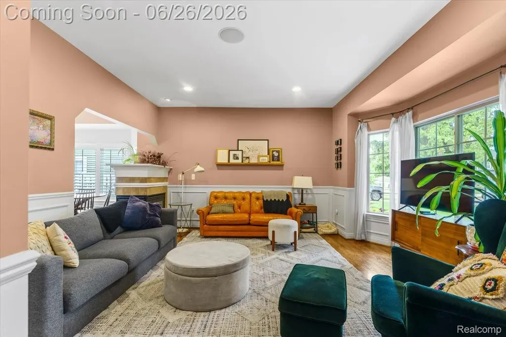 124 Woodside Road Royal Oak City MI 48073