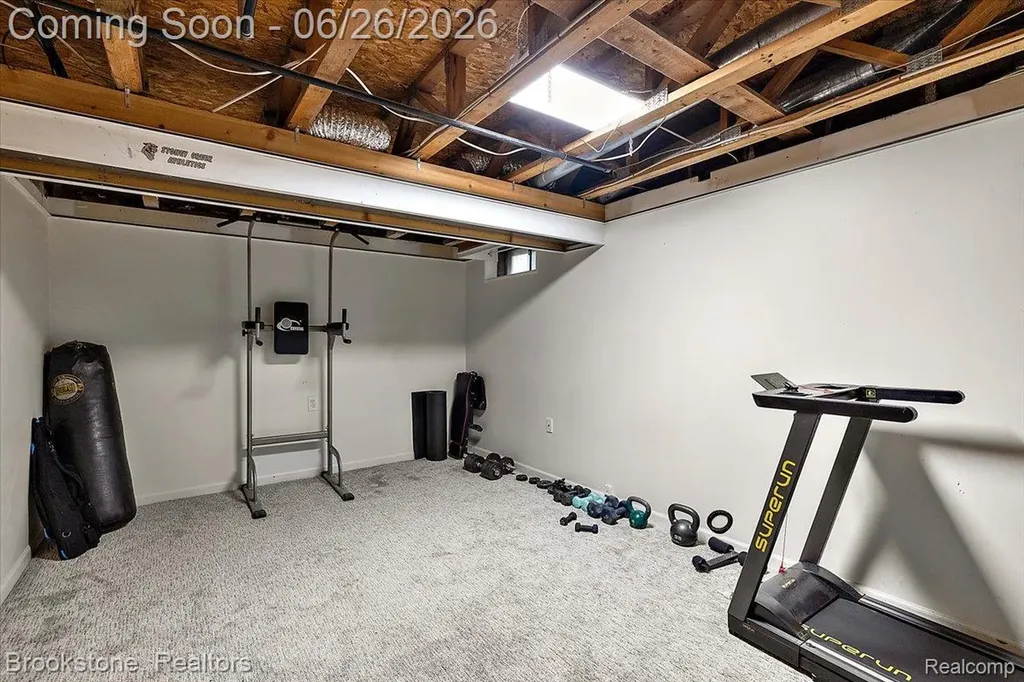 37077 Brynford Drive Clinton Charter Township MI 48036