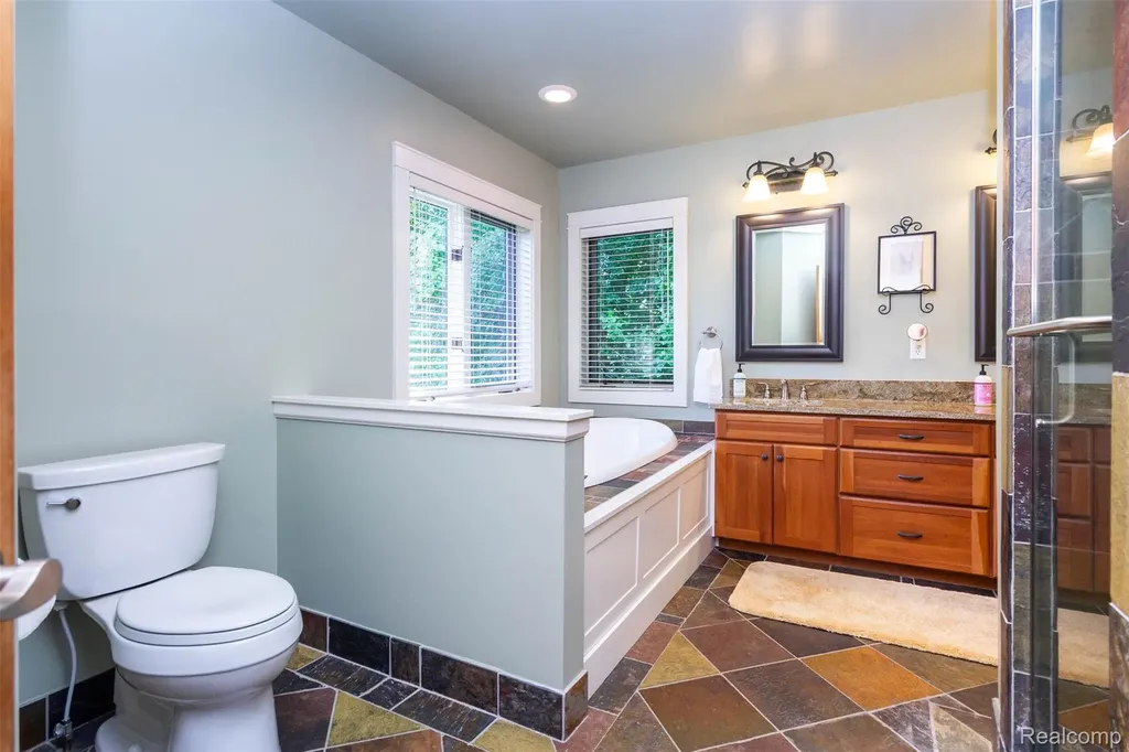 9887 Hadley Road Independence Charter Township MI 48348
