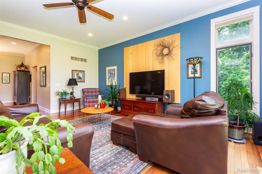 9887 Hadley Road Independence Charter Township MI 48348