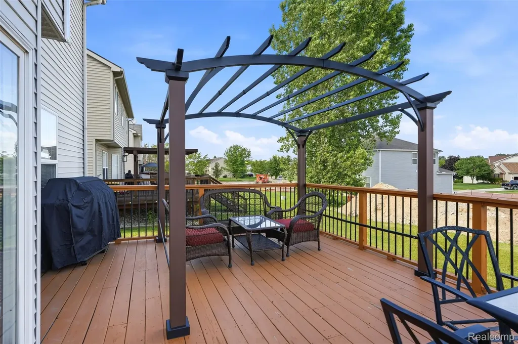 258 Tom Avenue Pontiac City MI 48341