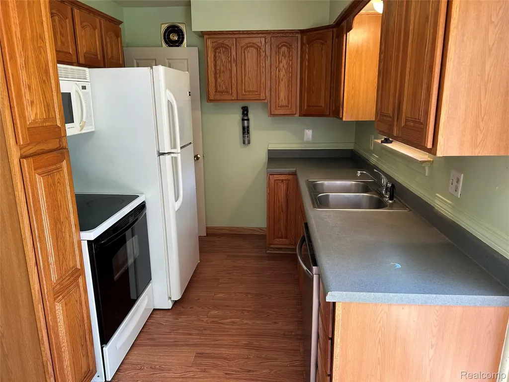 3734 Craig Drive Flint City MI 48506