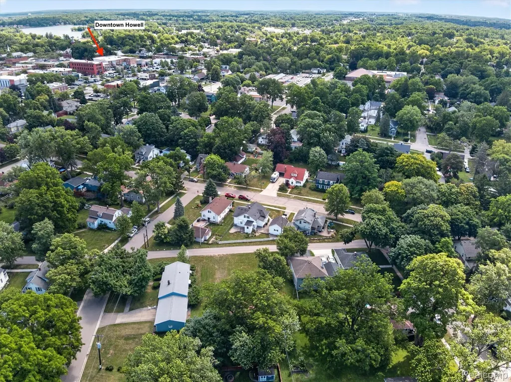 410 S Center Street Howell City MI 48843