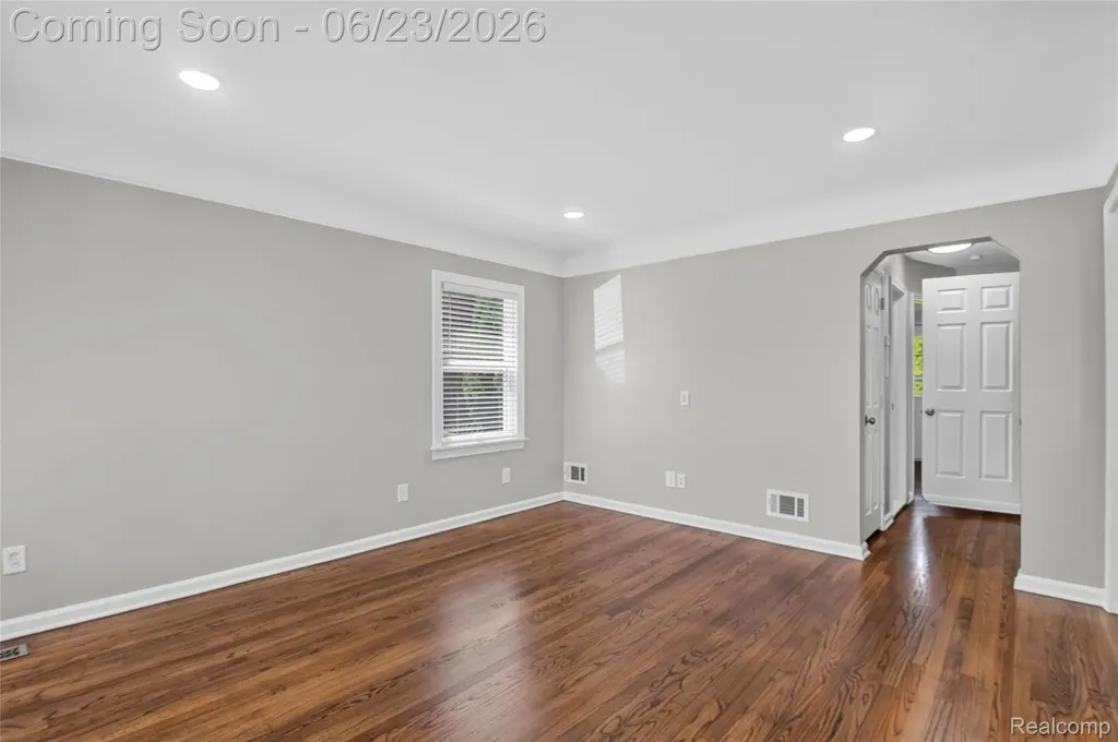 12972 Callender Street Southgate City MI 48195