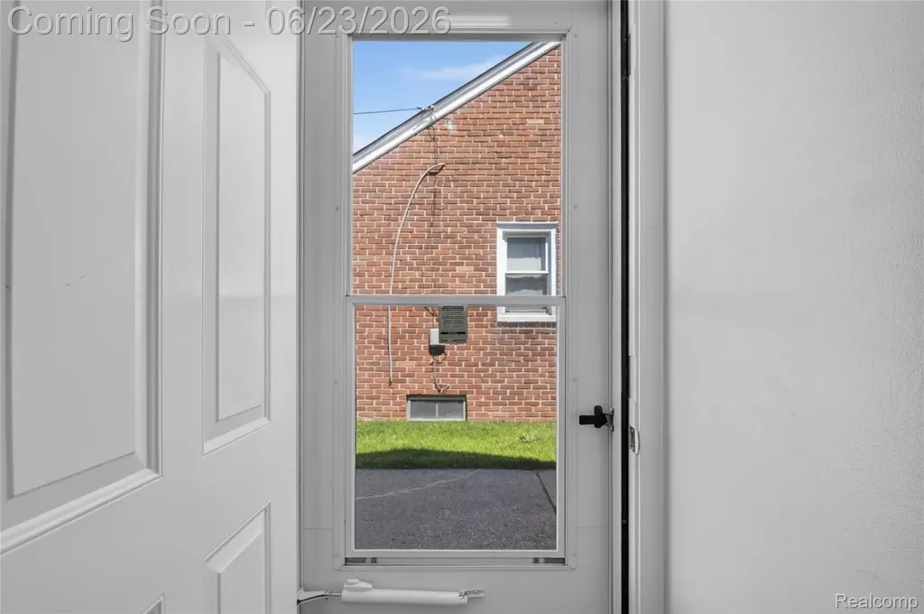 12972 Callender Street Southgate City MI 48195
