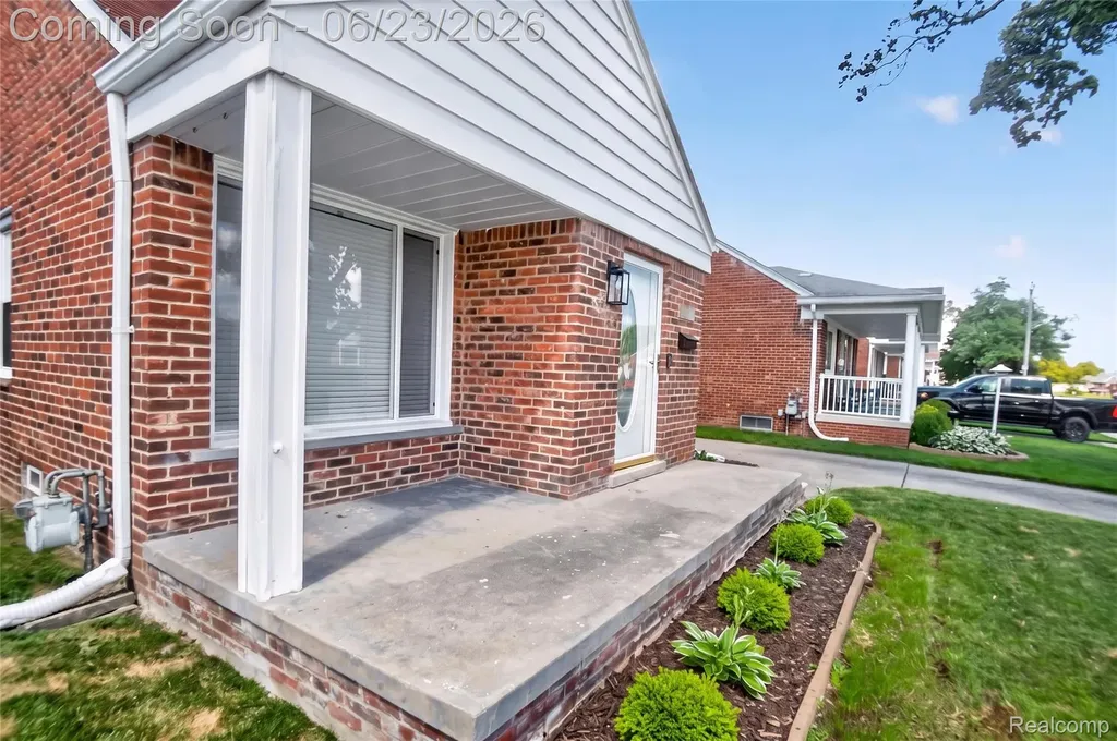 12972 Callender Street Southgate City MI 48195