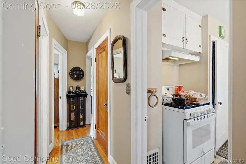 4415 Auburn Road Shelby Charter Township MI 48317