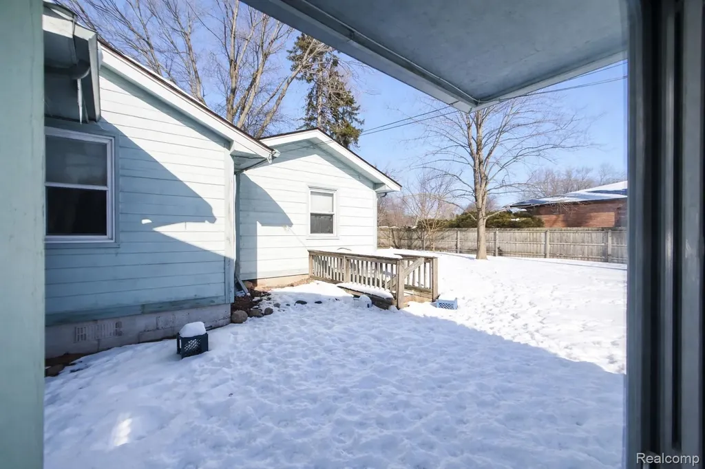 5336 Mansfield Avenue Sterling Heights City MI 48310