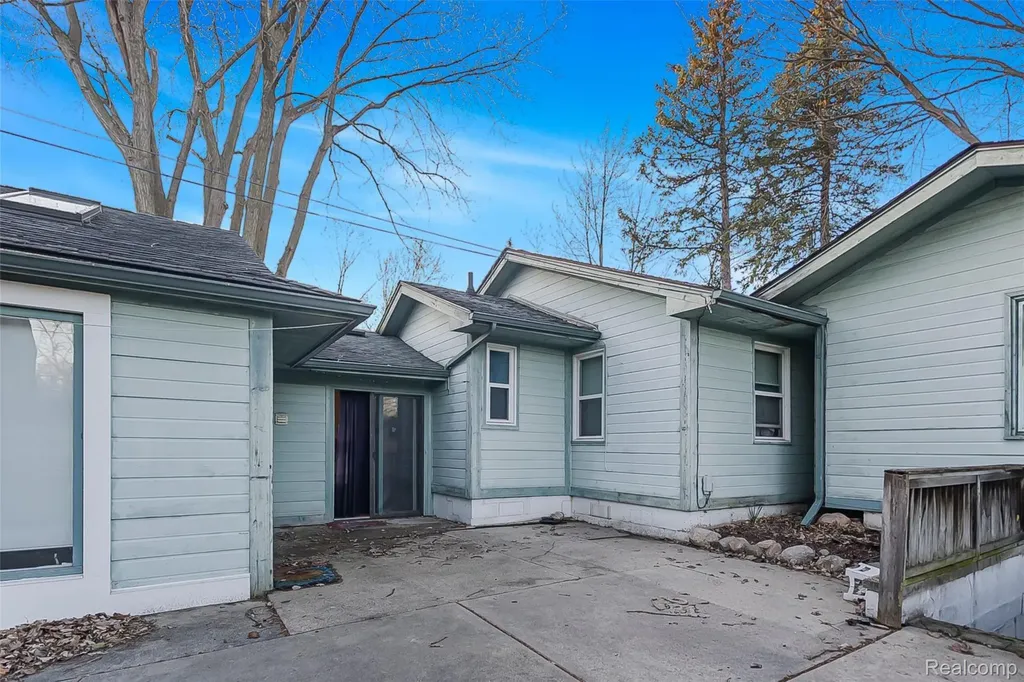 5336 Mansfield Avenue Sterling Heights City MI 48310