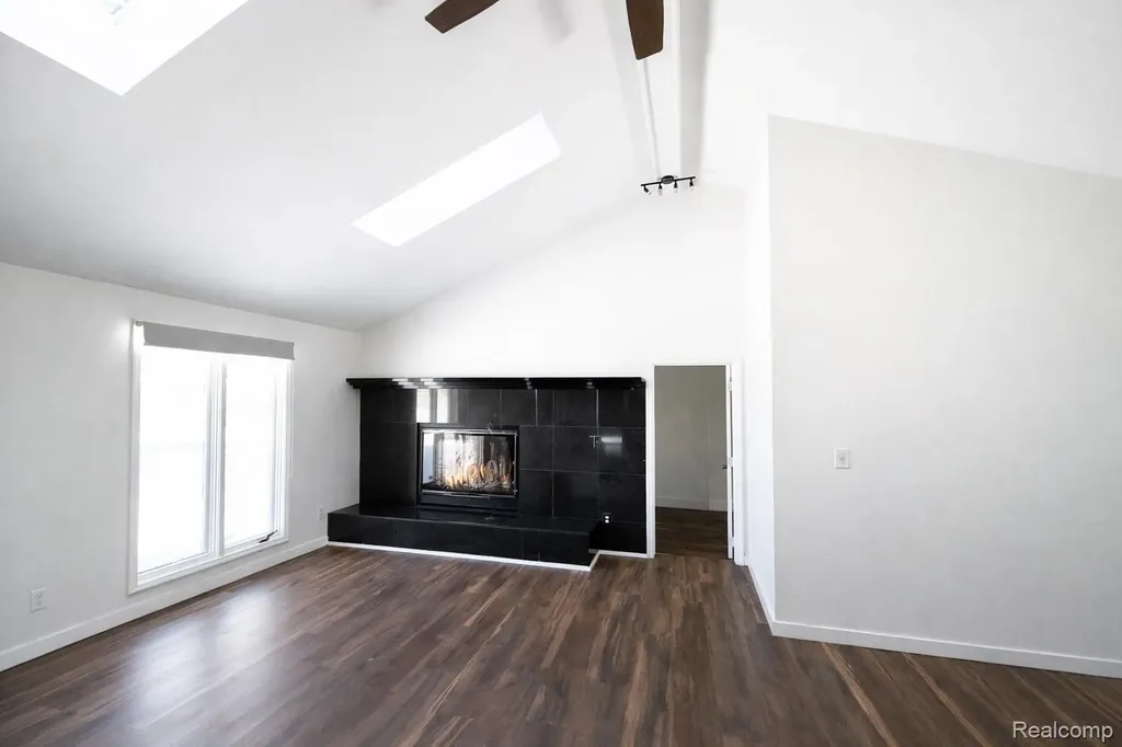 5336 Mansfield Avenue Sterling Heights City MI 48310