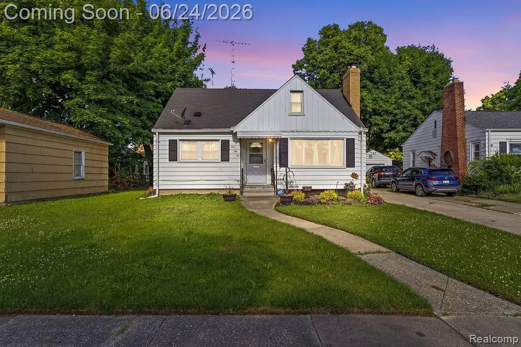 426 S Vernon Avenue Flint City MI 48503
