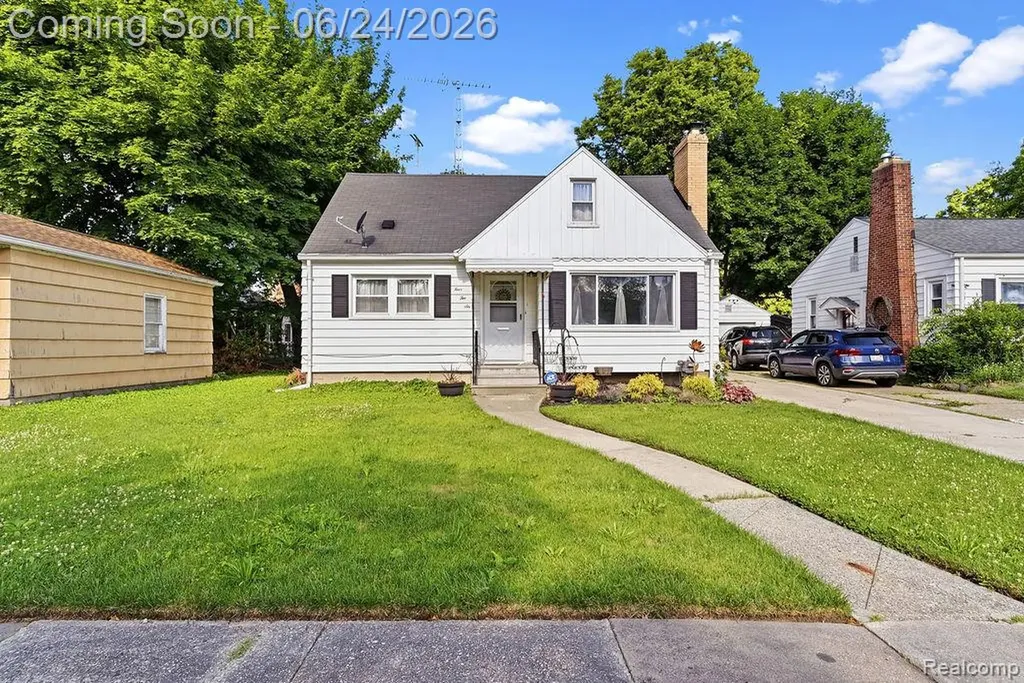 426 S Vernon Avenue Flint City MI 48503