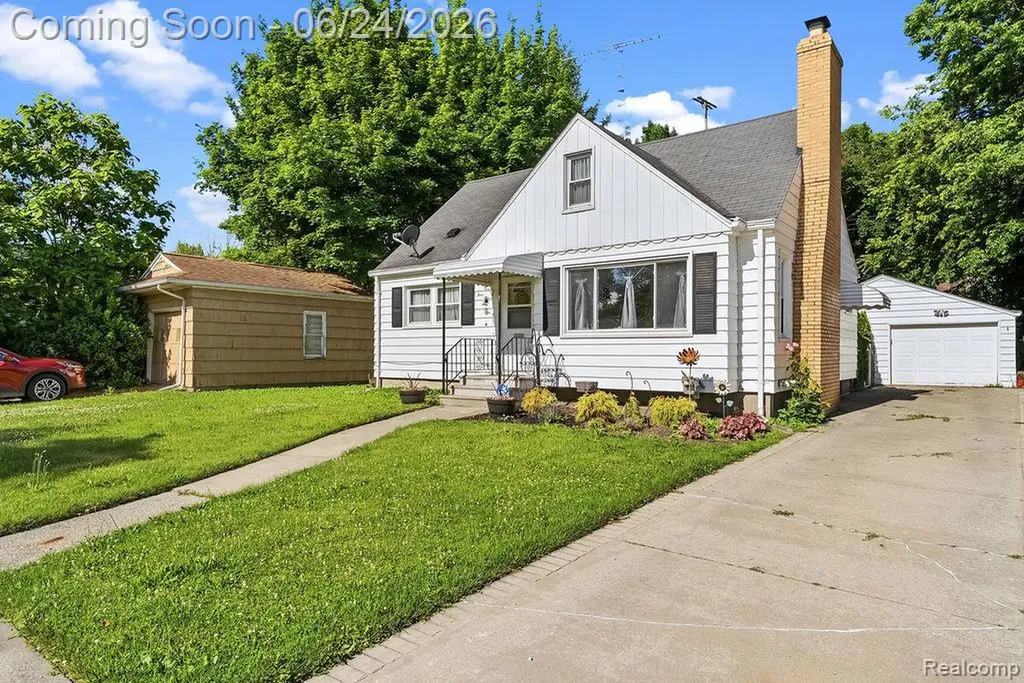 426 S Vernon Avenue Flint City MI 48503