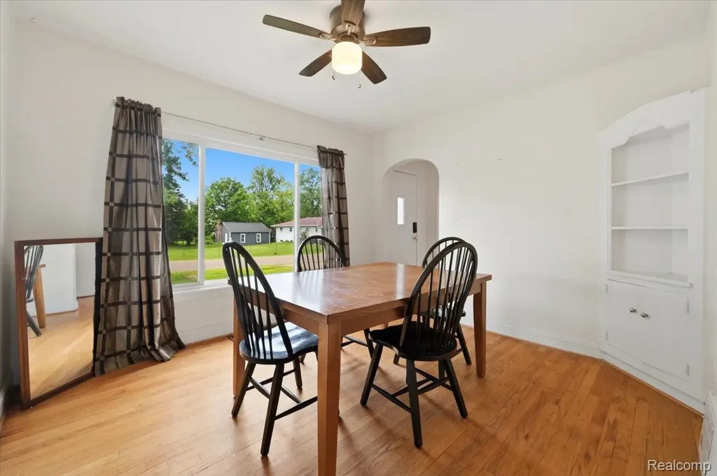 37 Ensley Street Oxford Village MI 48371
