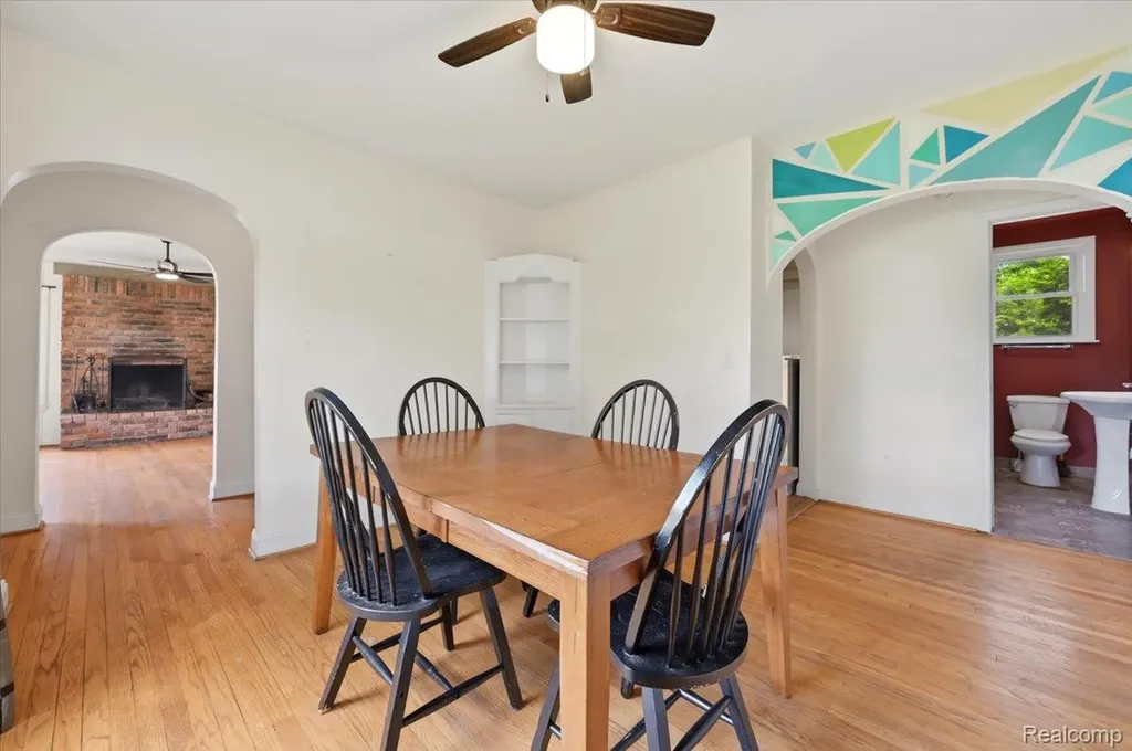 37 Ensley Street Oxford Village MI 48371