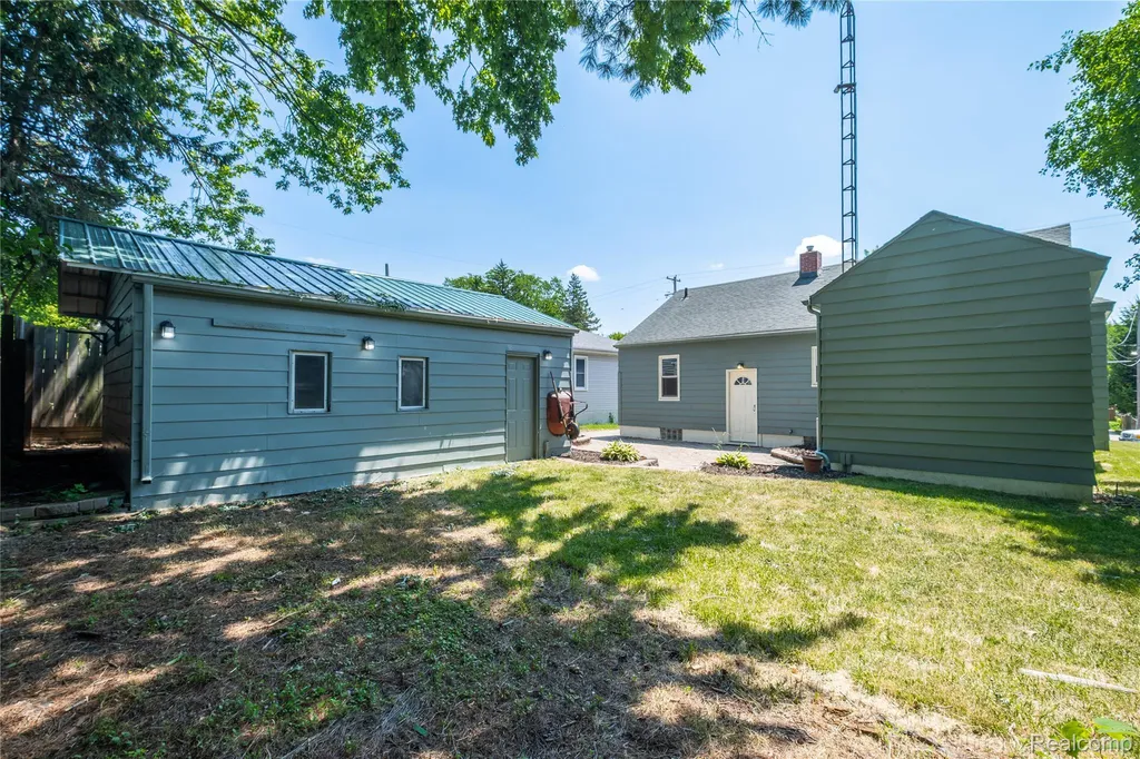 3106 Yale Street Flint City MI 48503