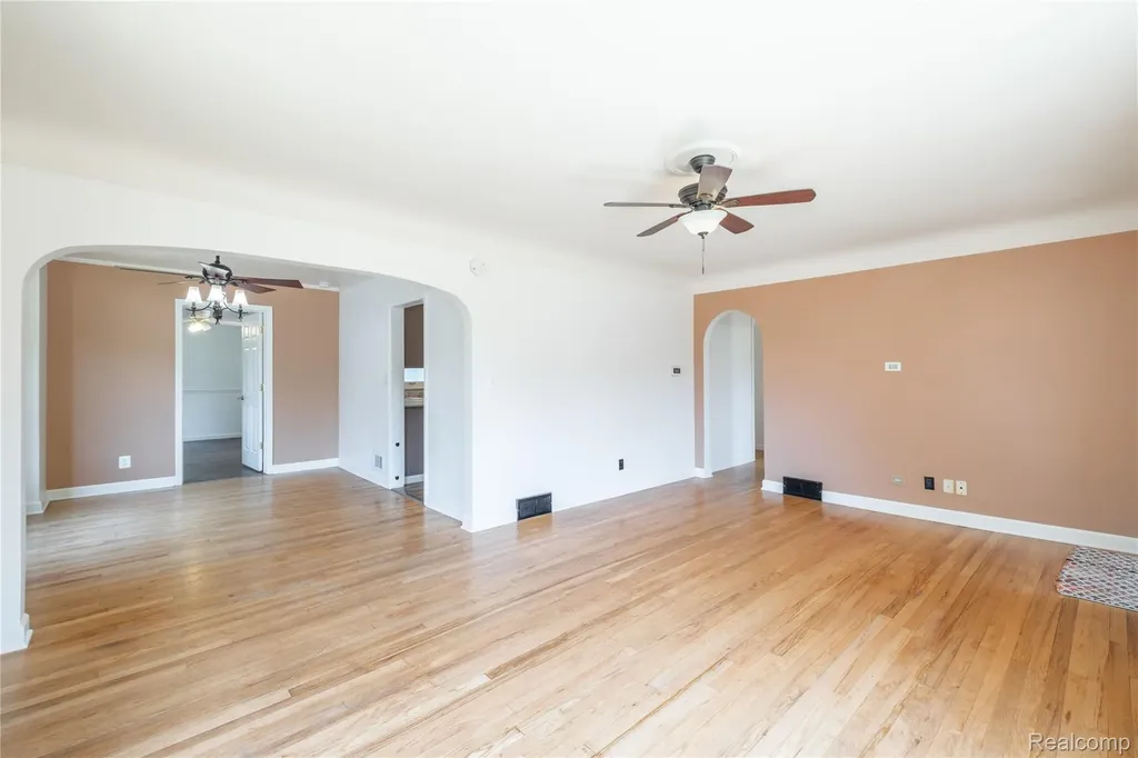 3106 Yale Street Flint City MI 48503