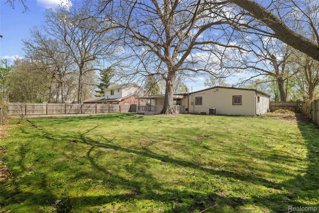 13744 Marvin Street Taylor City MI 48180