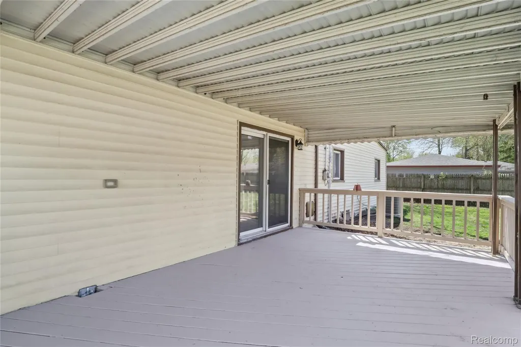 13744 Marvin Street Taylor City MI 48180