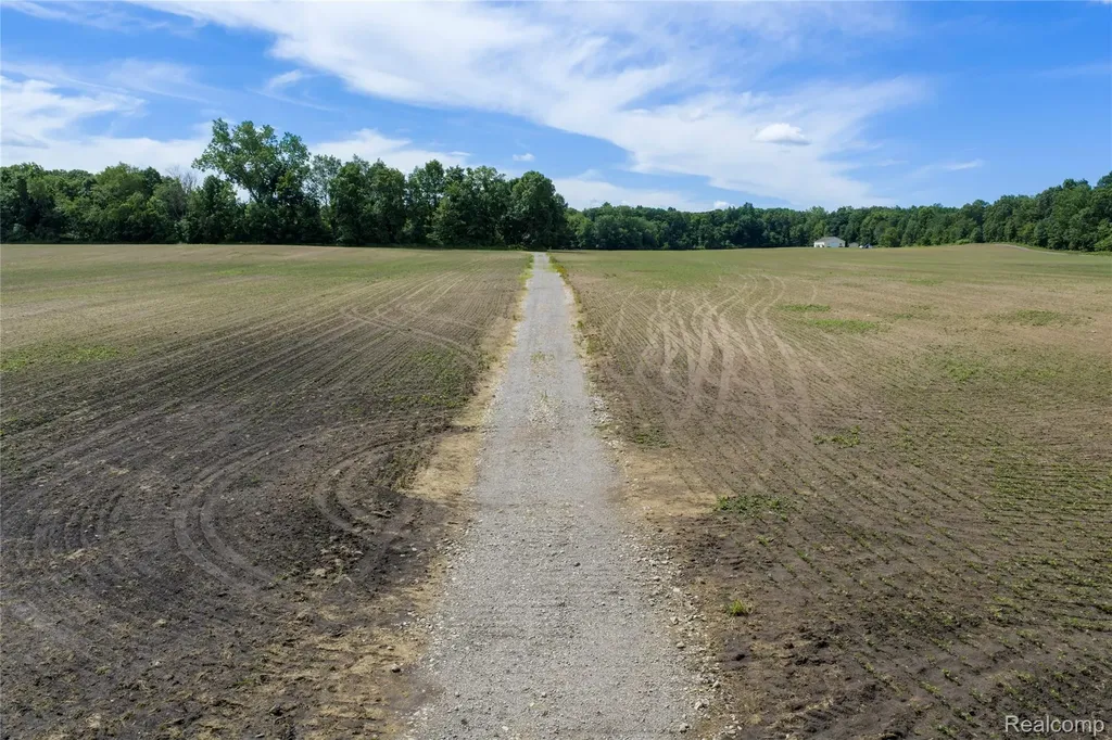 10069 Silver Lake Road Argentine Township MI 48451