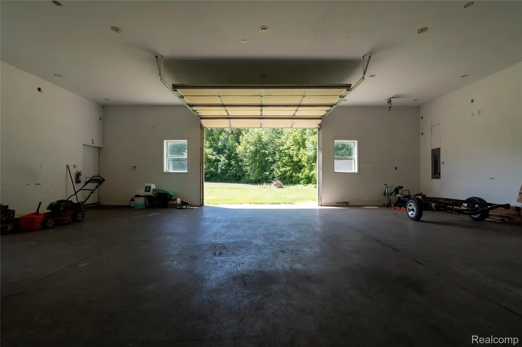 10069 Silver Lake Road Argentine Township MI 48451