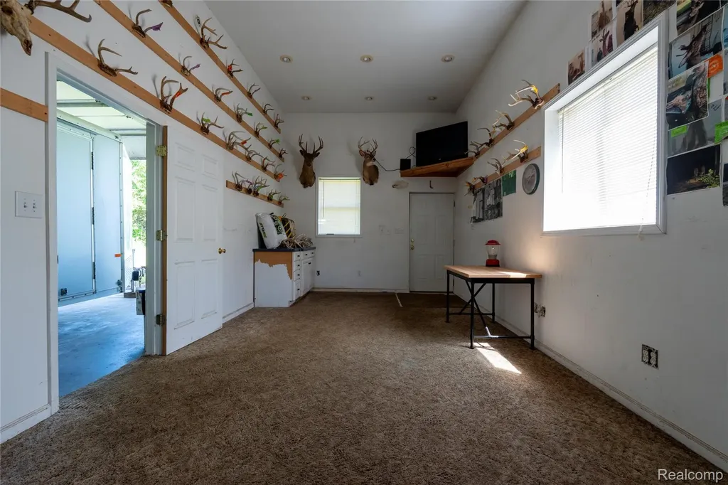 10069 Silver Lake Road Argentine Township MI 48451