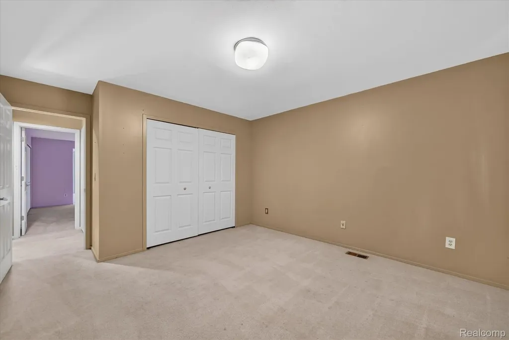 6153 Pickwood Drive West Bloomfield Charter Township MI 48322