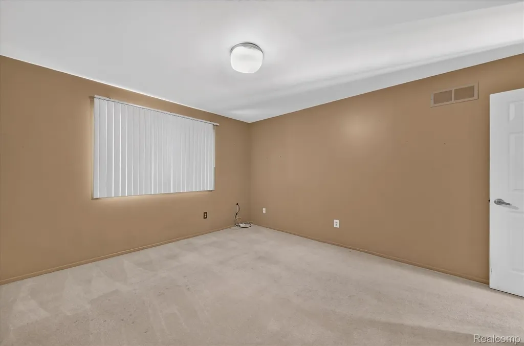 6153 Pickwood Drive West Bloomfield Charter Township MI 48322