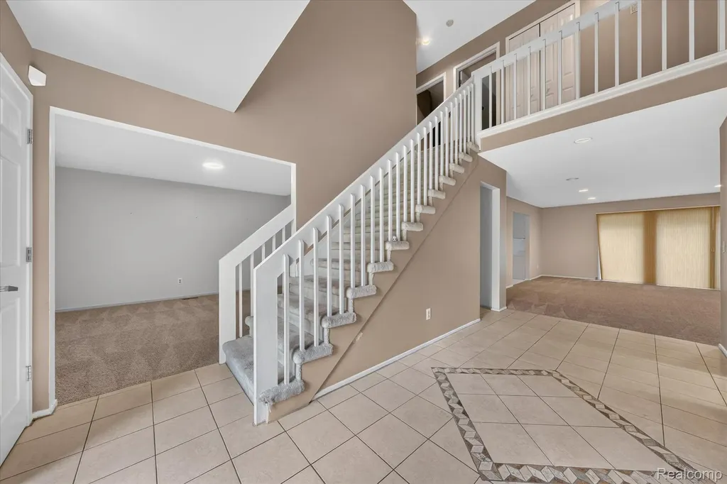 6153 Pickwood Drive West Bloomfield Charter Township MI 48322