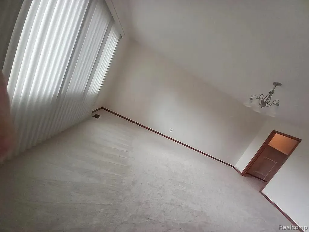 47630 Robins Nest Drive Shelby Charter Township MI 48315