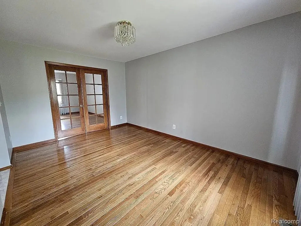 47630 Robins Nest Drive Shelby Charter Township MI 48315