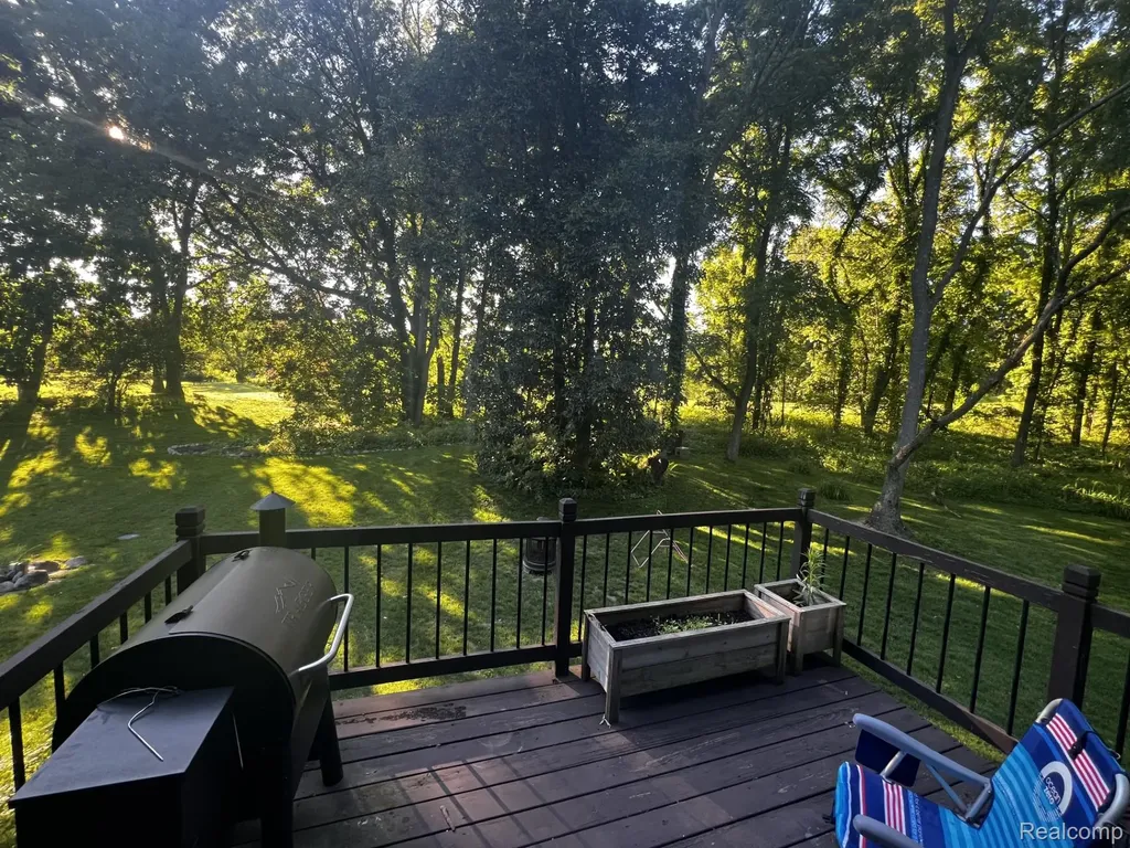 279 Fairway Court Plainwell City MI 49080